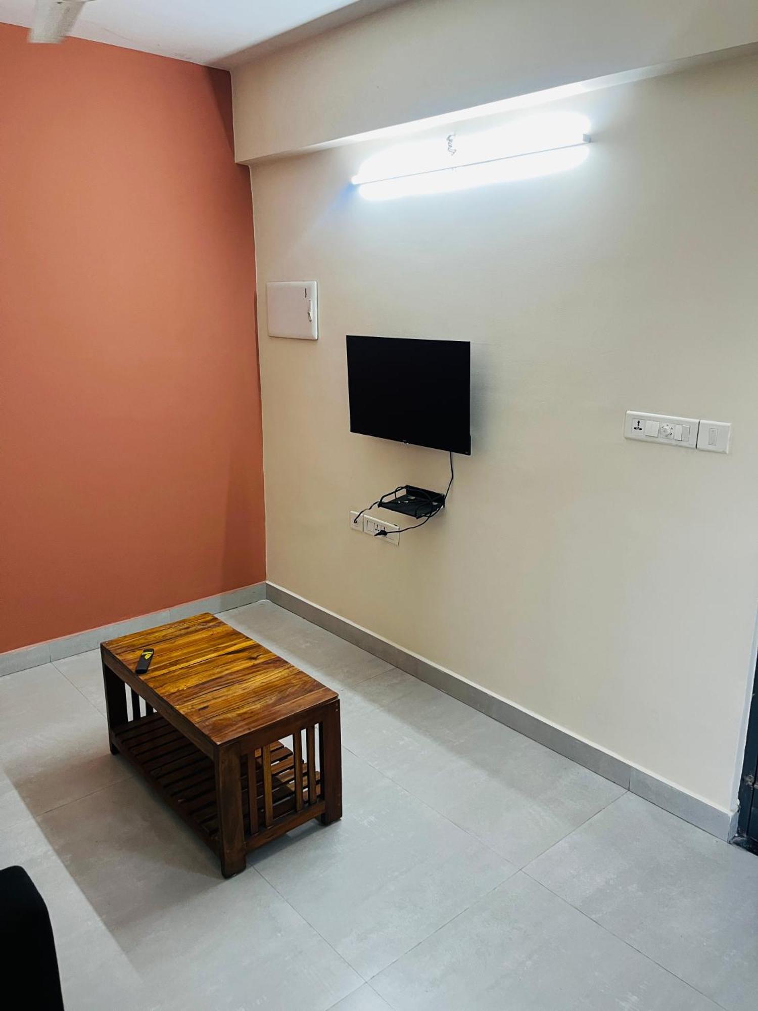 Regal Suites Thiruvananthapuram Exterior photo